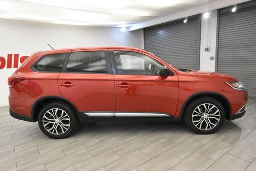 2016 Mitsubishi Outlander ES