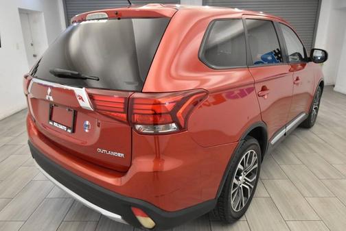 2016 Mitsubishi Outlander ES