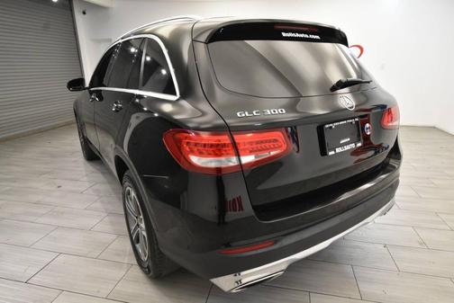 2018 Mercedes-Benz GLC 300 Base