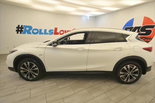 2019 INFINITI QX30 LUXE