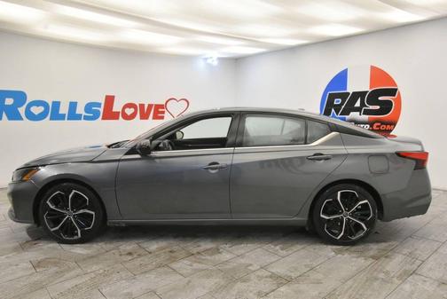 2023 Nissan Altima SR Intelligent AWD