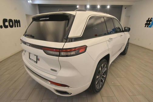 Bright White Clearcoat 2024 Jeep Grand Cherokee 4xe Overland