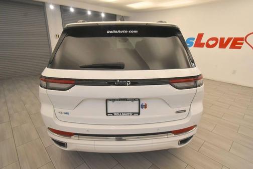 Bright White Clearcoat 2024 Jeep Grand Cherokee 4xe Overland