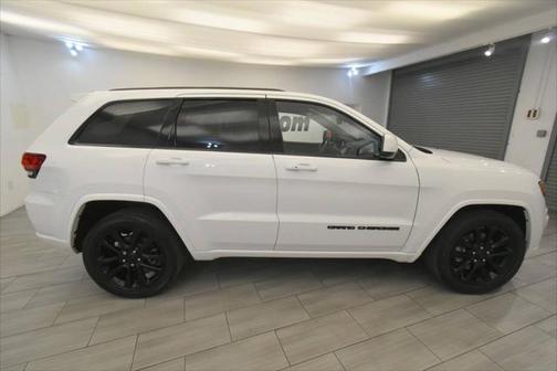 2021 Jeep Grand Cherokee Laredo