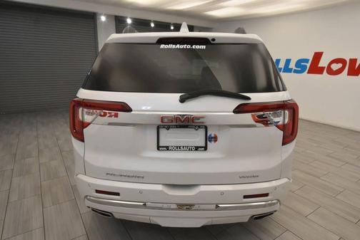 2022 GMC Acadia Denali