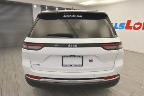 2023 Jeep Grand Cherokee 4xe Base