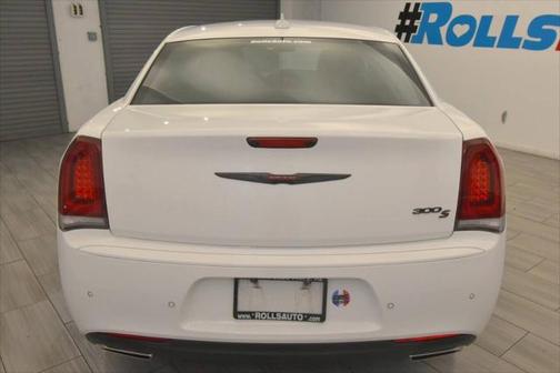 2021 Chrysler 300 S
