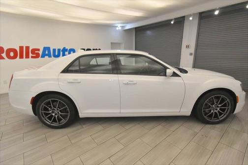 2021 Chrysler 300 S