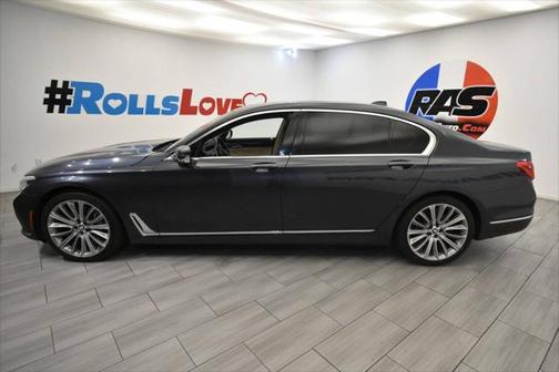 2016 BMW 750 i xDrive