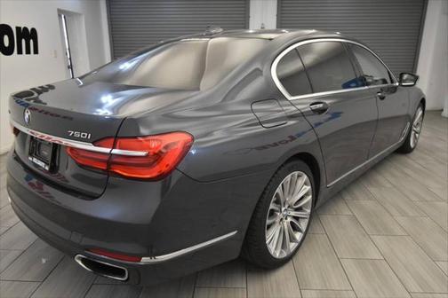 2016 BMW 750 i xDrive