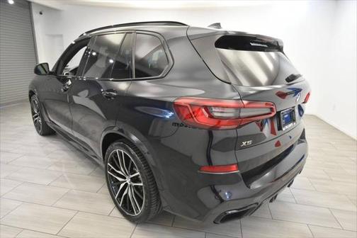 2020 BMW X5 M50i