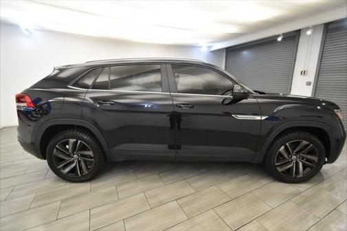 2022 Volkswagen Atlas Cross Sport 3.6L V6 SE w/Technology