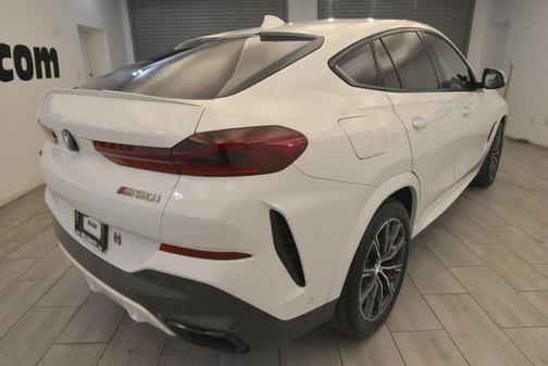 2021 BMW X6 M50i