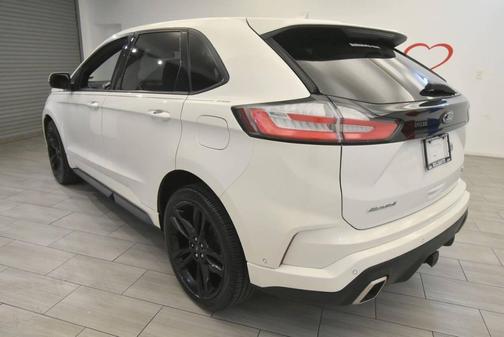 2020 Ford Edge ST