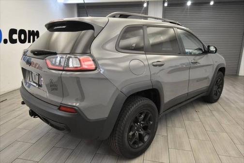 2022 Jeep Cherokee X 4x4