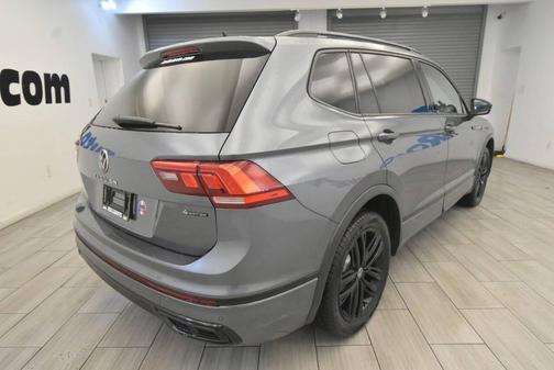 2022 Volkswagen Tiguan 2.0T SE R-Line Black 4MOTION