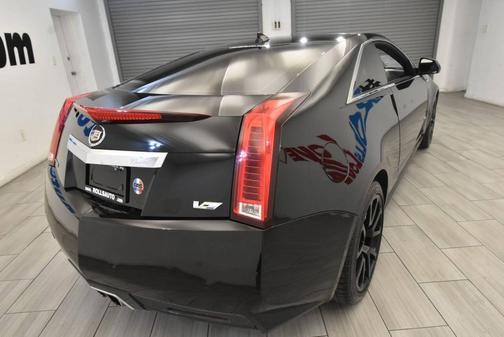 BLACK 2011 Cadillac CTS-V Base