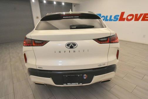 Majestic White 2022 INFINITI QX55 LUXE
