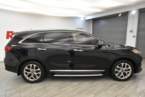 Ebony Black 2019 Kia Sorento SX