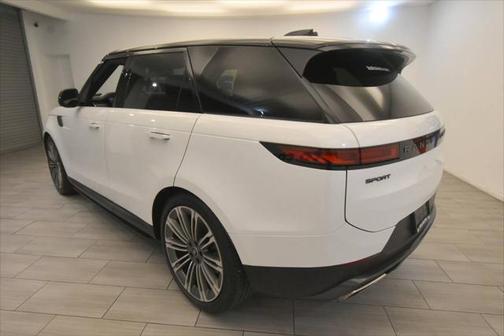 2024 Land Rover Range Rover Sport SE
