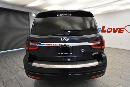2018 INFINITI QX80 Base