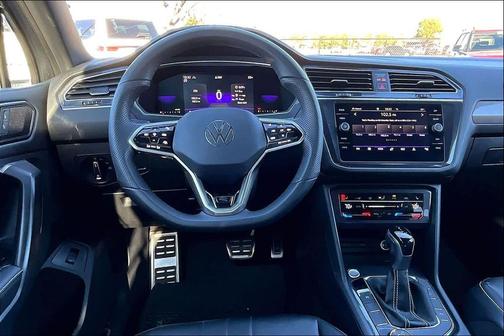2022 Volkswagen Tiguan 2.0T SE R-Line Black 4MOTION