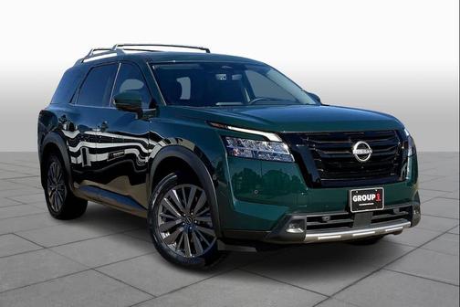 2023 Nissan Pathfinder SL FWD