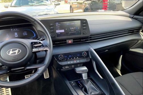 2025 Hyundai ELANTRA Sport