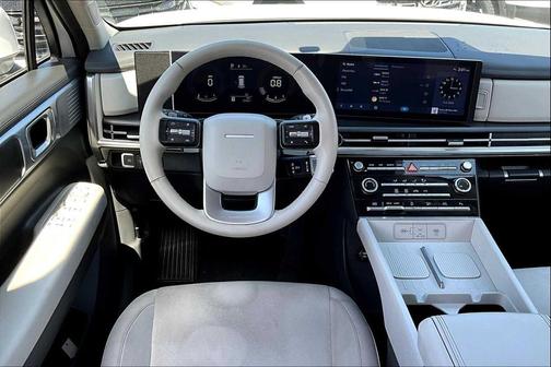 2025 Hyundai SANTA FE SE