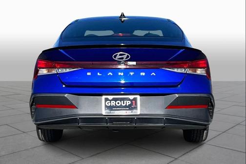 2025 Hyundai ELANTRA Sport