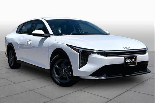 Snow White Pearl 2025 Kia K4 LXS