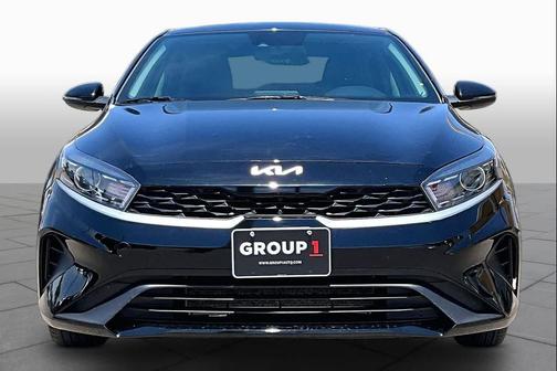 Aurora Black 2024 Kia Forte LXS