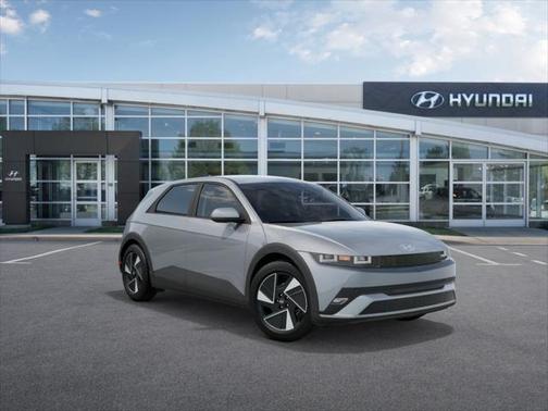 2025 Hyundai IONIQ 5 SE