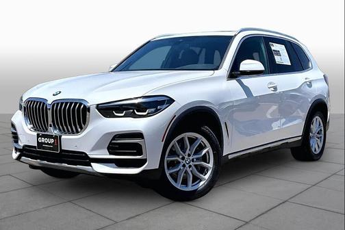 Mineral White Metallic 2023 BMW X5 xDrive40i