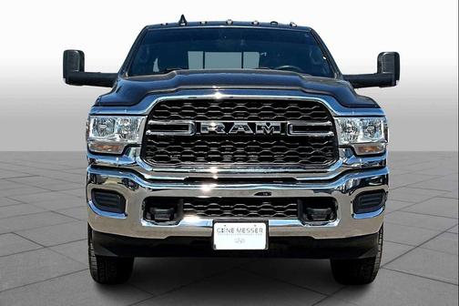 2022 RAM 2500 Tradesman Crew Cab 4x4 6'4' Box