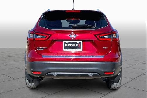 2022 Nissan Rogue Sport SV