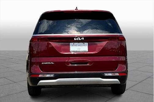 2024 Kia Carnival LX