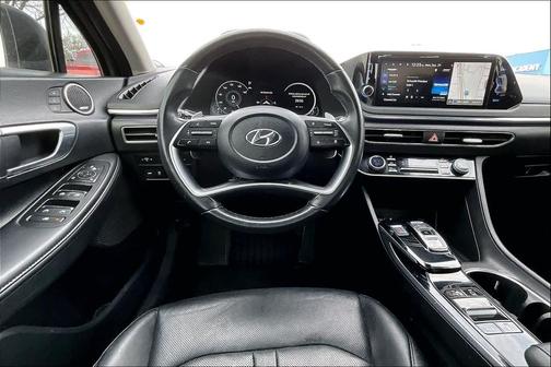 2022 Hyundai SONATA Limited