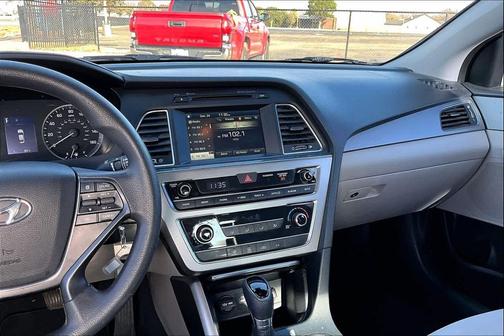 2016 Hyundai SONATA ECO