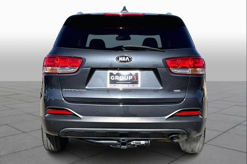 2018 Kia Sorento LX