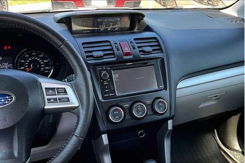 2015 Subaru Forester 2.5i Touring