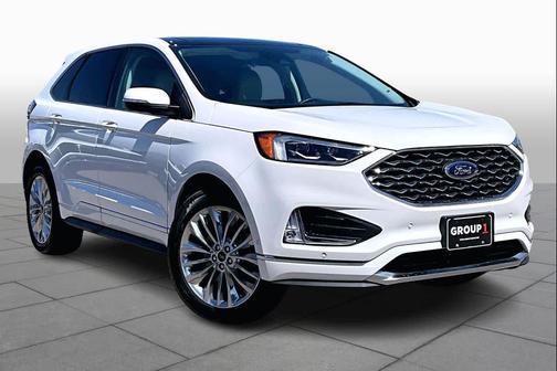 Star White Metallic Tri-Coat 2024 Ford Edge Titanium