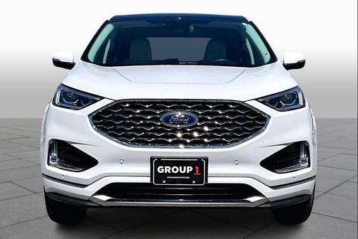 Star White Metallic Tri-Coat 2024 Ford Edge Titanium