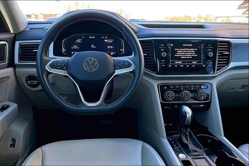 2023 Volkswagen Atlas 3.6L SE w/Technology