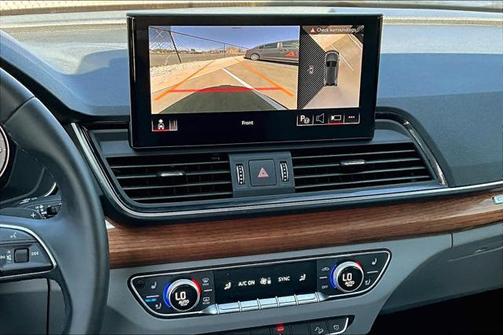2022 Audi Q5 45 S line Prestige