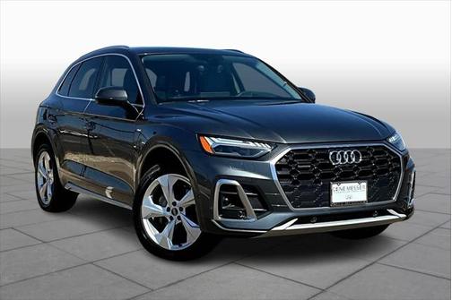 2022 Audi Q5 45 S line Prestige