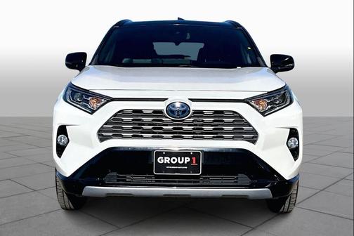 2019 Toyota RAV4 Hybrid SE