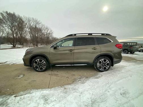 2023 Subaru Ascent Limited 7-Passenger