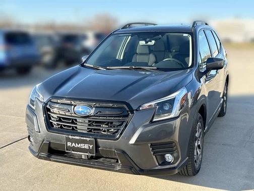 2024 Subaru Forester Premium
