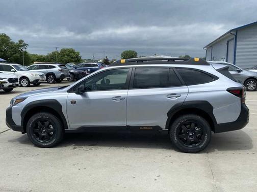 Ice Silver 2025 Subaru Outback Wilderness